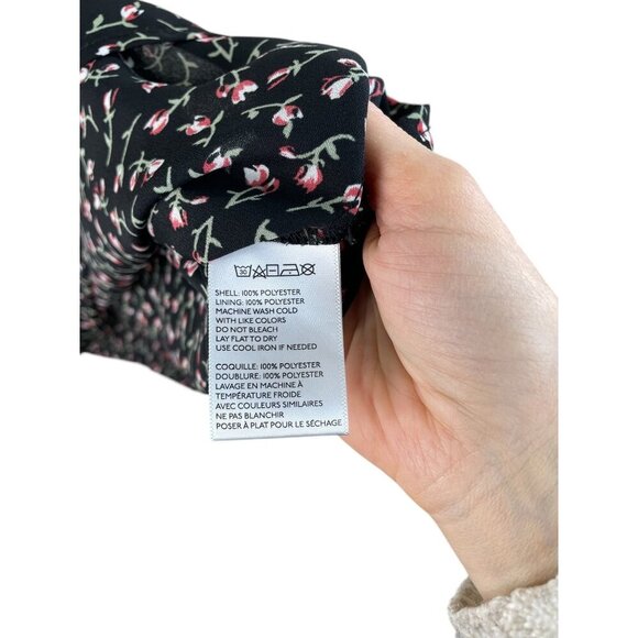 Urban Outfitters Emmy Black Floral V-Neck Ruched Short Sleeve Dress Womens L - Picture 6 of 10
